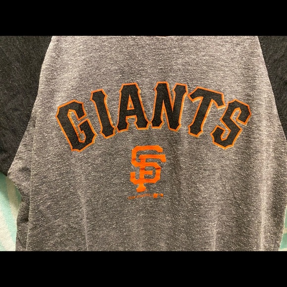 MLB Giants youth Med t-shirt - Picture 2 of 4